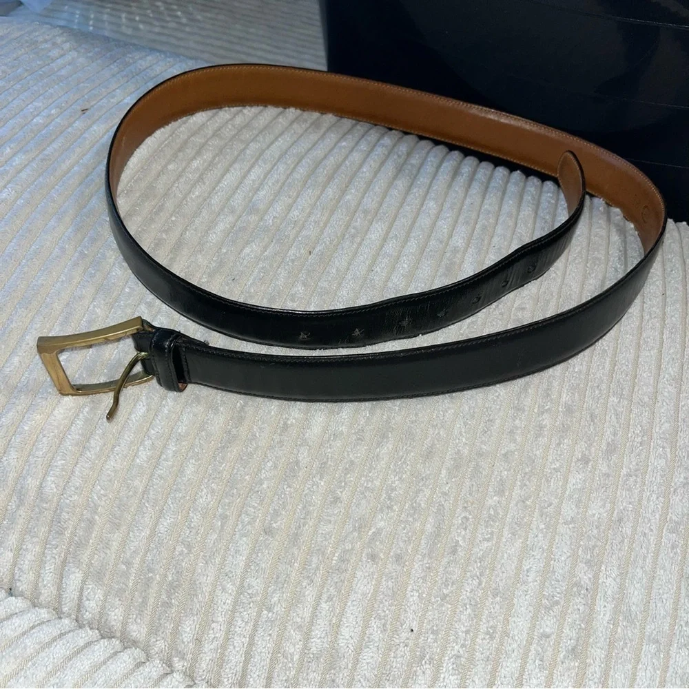 TRAFALGAR men’s black Leather Belt with Gold Buckle 38 xl
